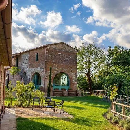 Podere Grotta Antica Farm stay Chiusi
