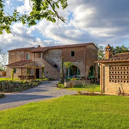 Podere Grotta Antica Farm stay *