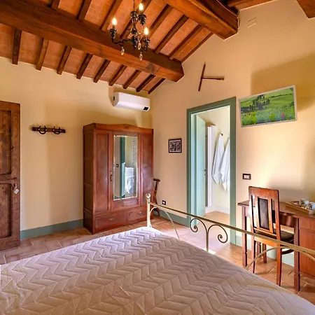 Podere Grotta Antica Agroturismo *